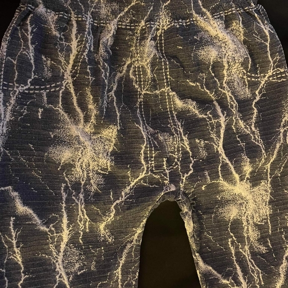 Chuns Jean Print Legging - Picture 4 of 4